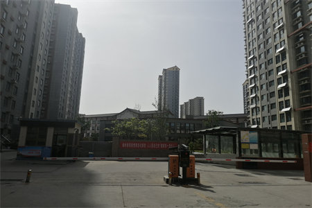 南湖大源·枫香小镇230+260+3个车位精装